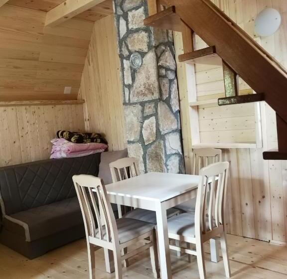 آپارتمان 1 خوابه با بالکن, Guesthouse Planinarski Dom Neviđen'o