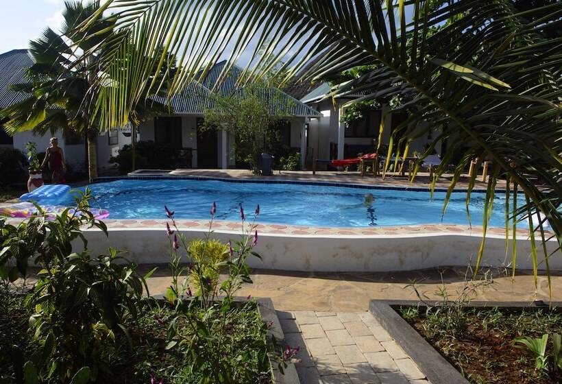 חדר סטנדרט עם מרפסת, Highland Bungalows