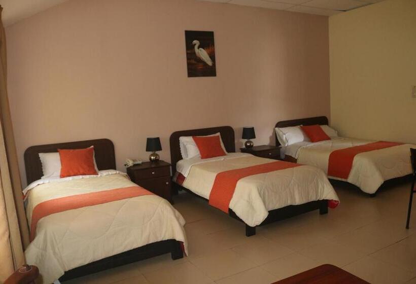 اتاق راحتی سه تخته, Hostal La Molienda