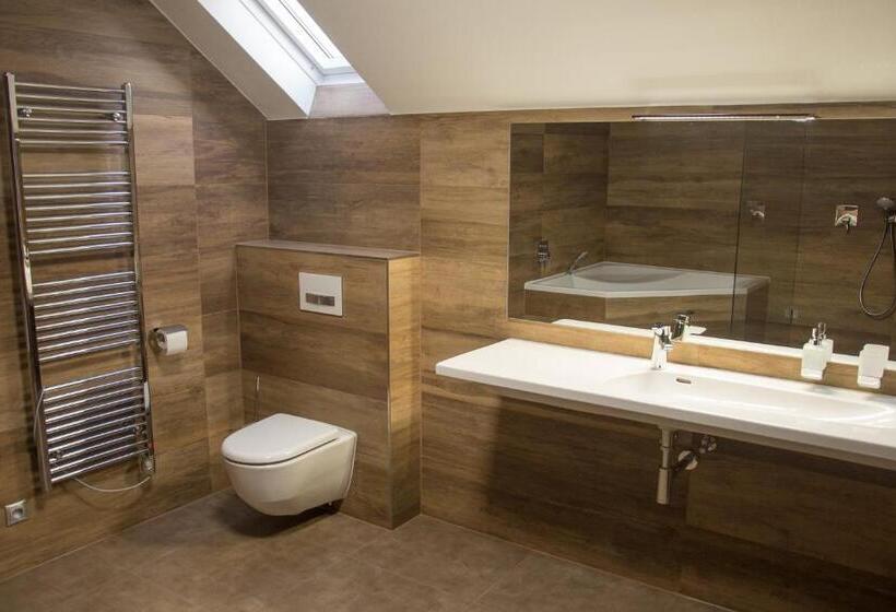 バルコニー付きデラックスルーム, Restaurace A Penzion U Klásků