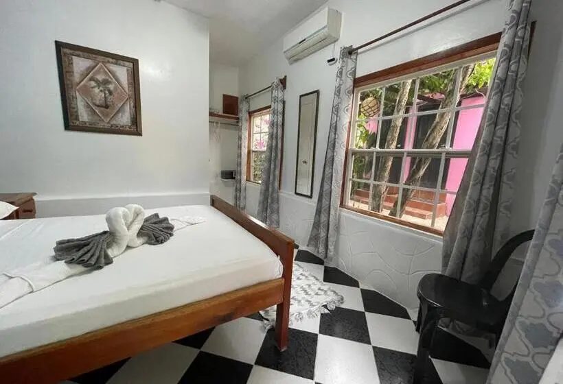 اتاق استاندارد, Sea N Sun Guest House