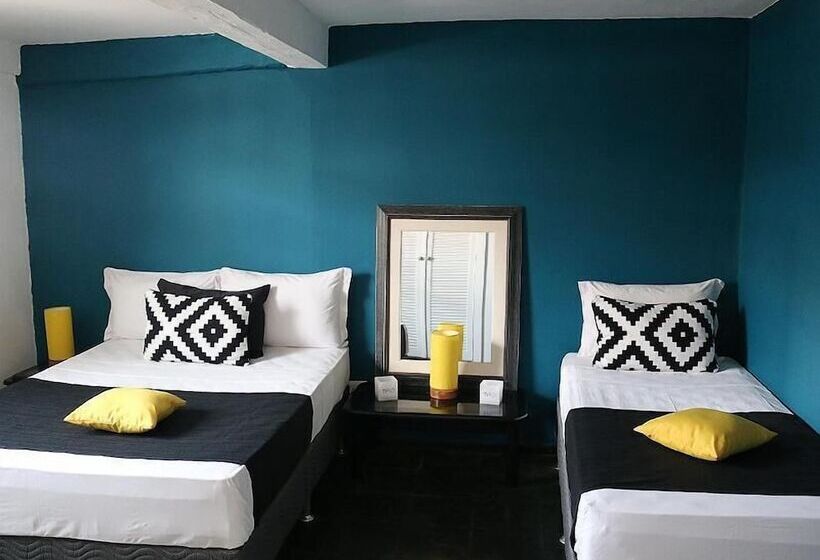 Quarto Triplo Estandar, Tao Bar & Pousada