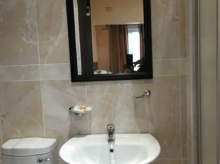 اتاق لوکس, Valley View Lodge