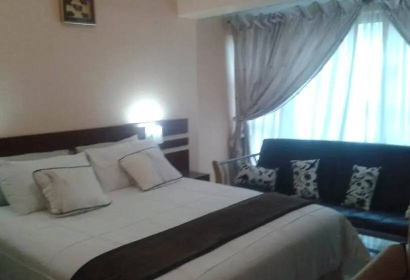 اتاق لوکس, Valley View Lodge