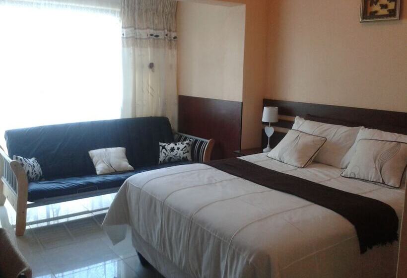 اتاق لوکس, Valley View Lodge