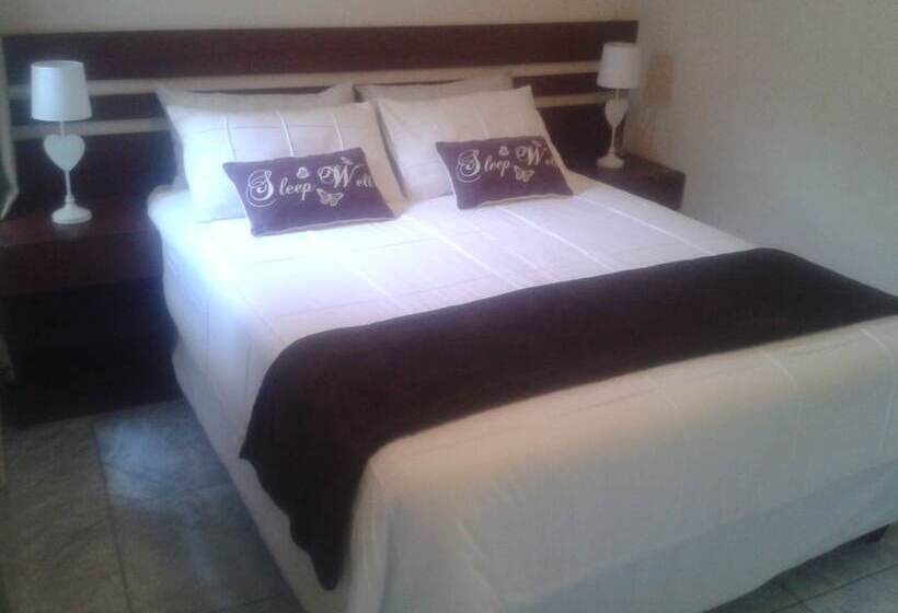 اتاق خانوادگی, Valley View Lodge