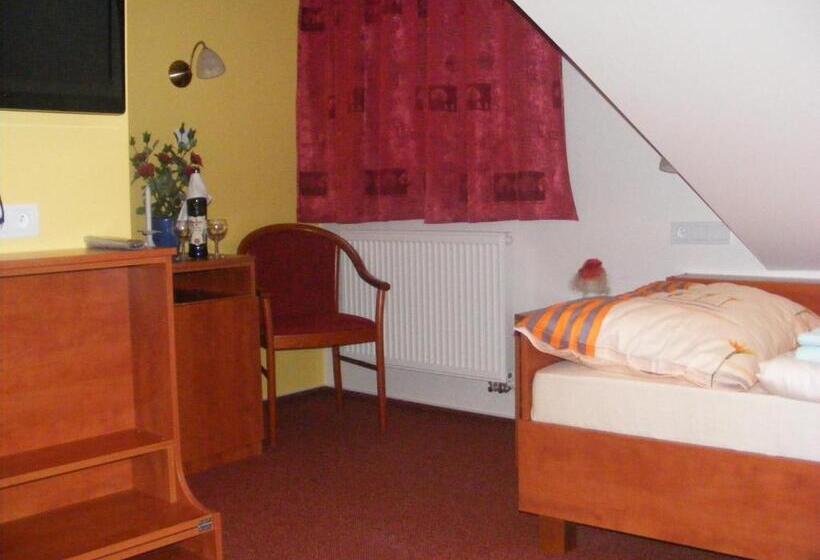 스탠다드 싱글 룸, Penzion Fantasy   Restaurant