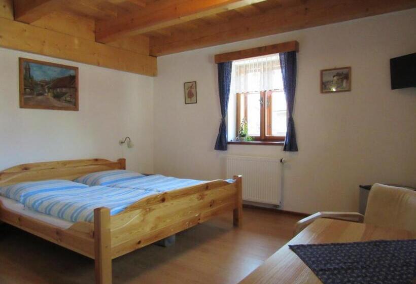 Номер Стандарт, Penzion V Podhradí