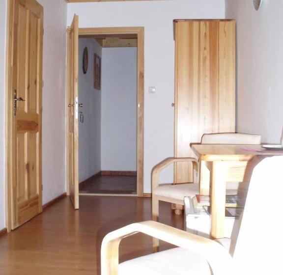 Номер Стандарт, Penzion V Podhradí