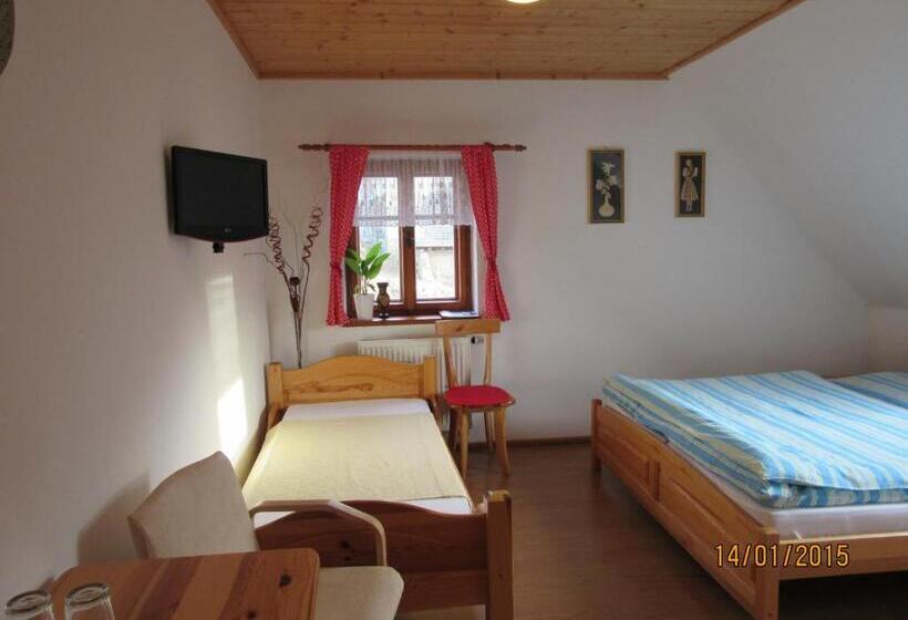 Номер Стандарт Трехместный, Penzion V Podhradí