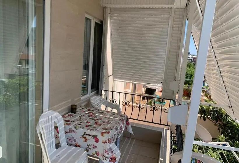 آپارتمان 1 خوابه با بالکن, Cizmeci Apart