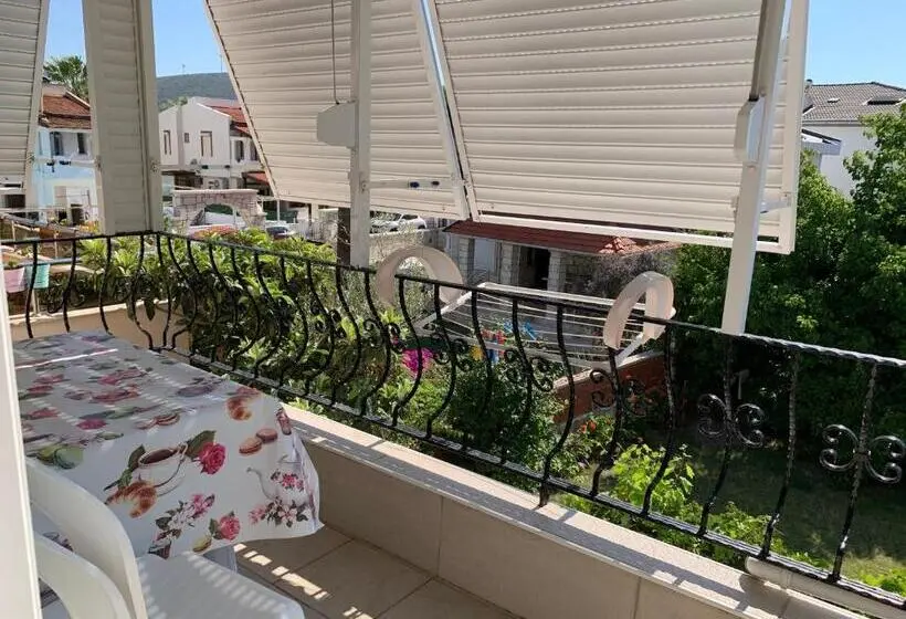 آپارتمان 1 خوابه با بالکن, Cizmeci Apart