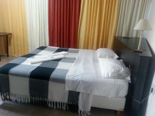 شقة غرفة واحدة, Costas Del Paraiso