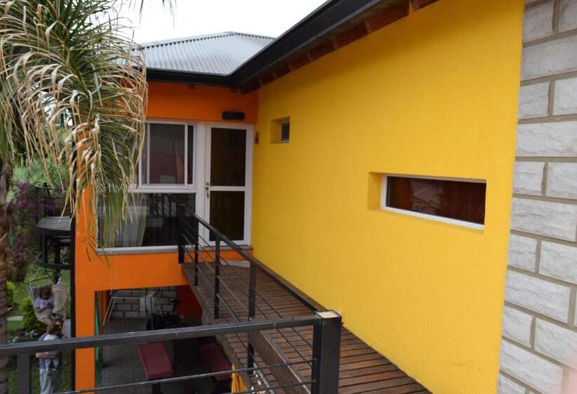 شقة غرفة واحدة, Costas Del Paraiso