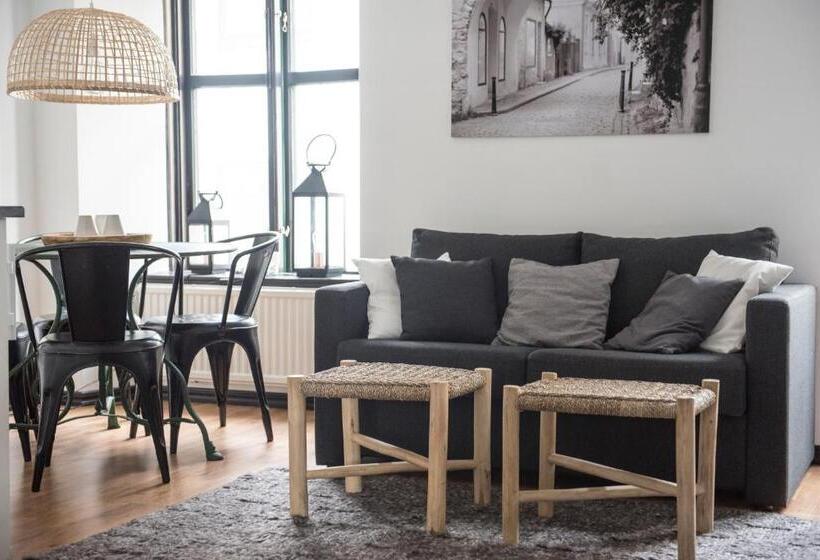 스탠다드 스튜디오, L Repet