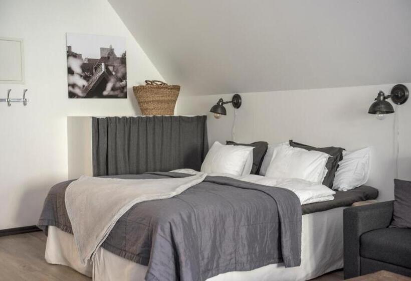 수피리어 스튜디오, L Repet