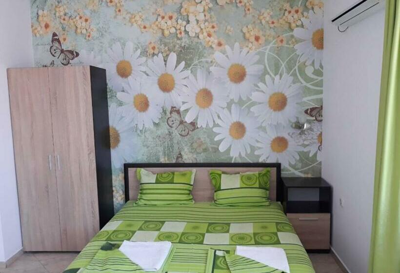 Номер Стандарт Вид на Море с Балконом, Guest House Yanina