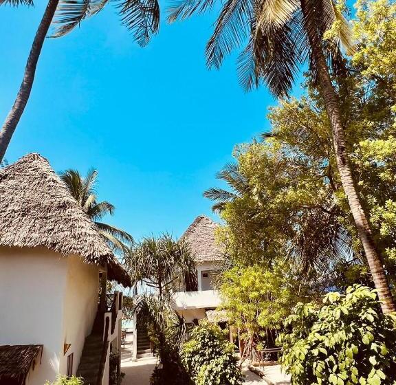 Номер Deluxe Вид на Море Боковой, Helwas Zanzibar Beach