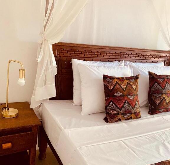 Номер Стандарт с Балконом, Helwas Zanzibar Beach