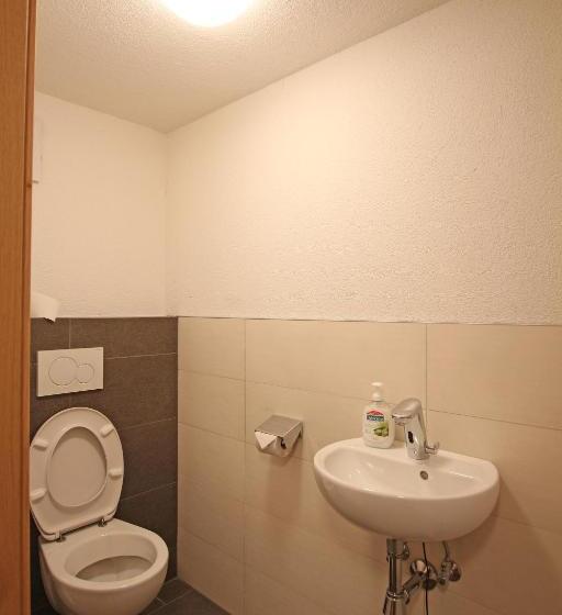 Четырехместный Номер Стандарт, Ibex Hostel