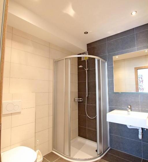 Семейный Номер, Ibex Hostel