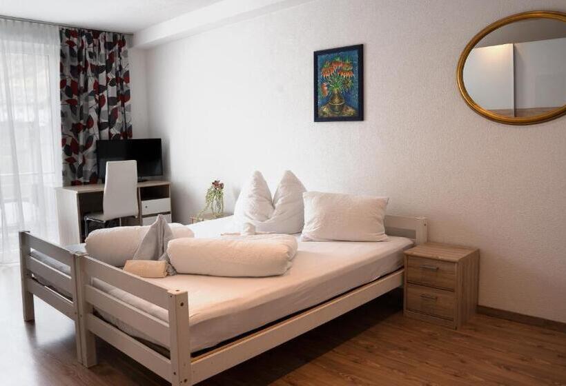 Семейный Номер, Ibex Hostel