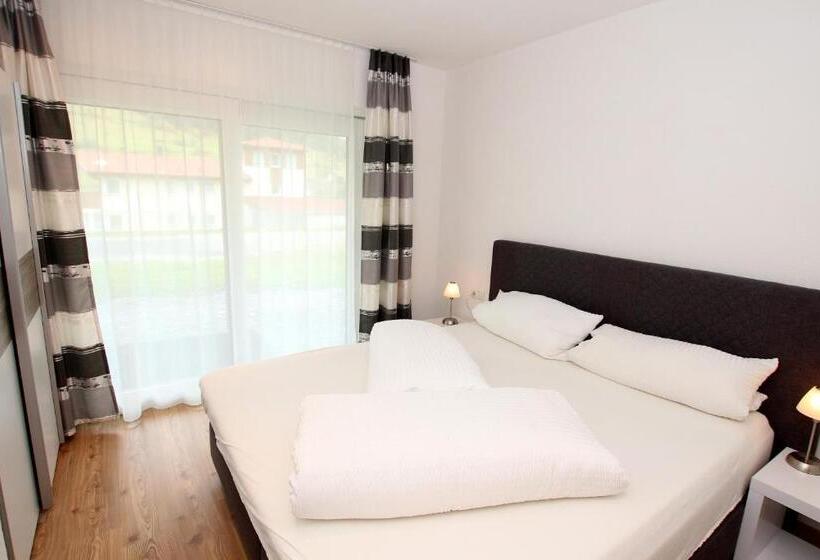 Апартаменты 1 Спальня с Террасой, Ibex Hostel
