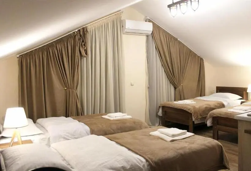 آپارتمان 1 خوابه با بالکن, Nitsa Guest House