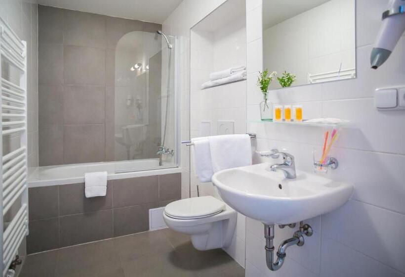 Family Suite, Penzion Obora