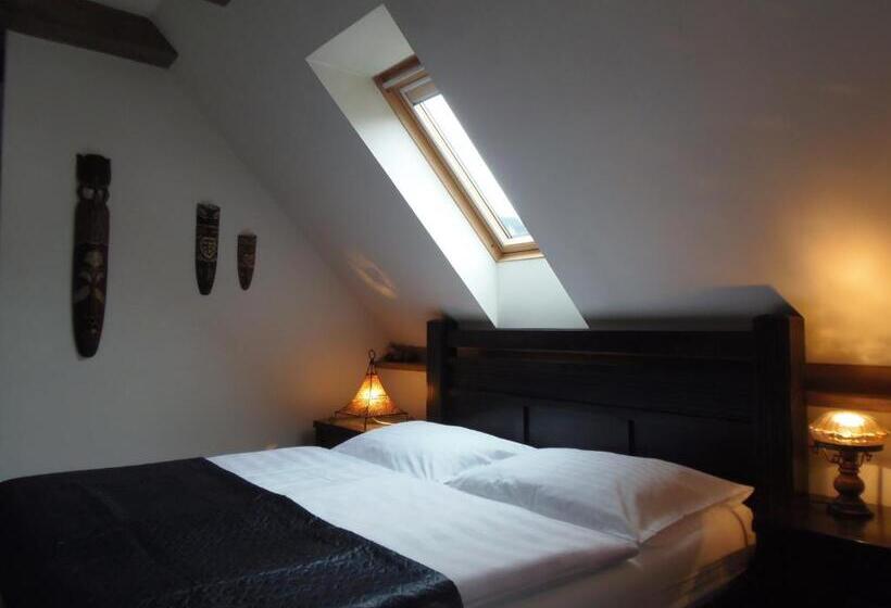 חדר סופריור עם מיטת קינג, Penzion Rozmarýn