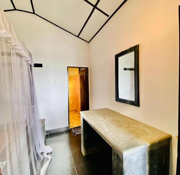 اتاق استاندارد با چشم‌انداز دریا, Praneeth Guest House