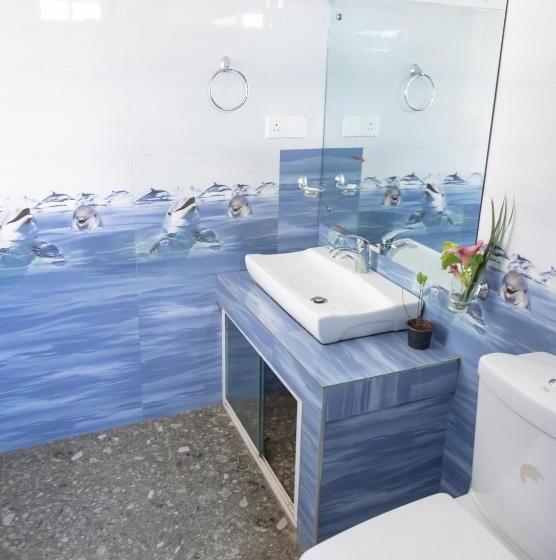 家庭间, Shadow Inn Ella