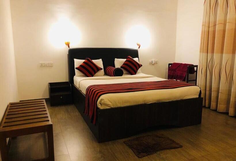 带阳台的豪华间, Shadow Inn Ella