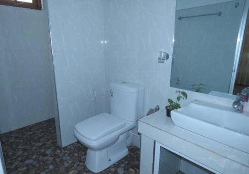 标准间带阳台, Shadow Inn Ella