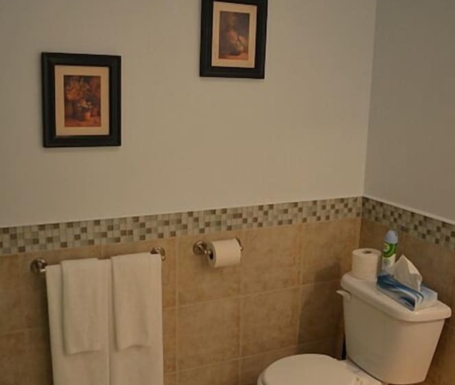 חדר סטנדרט לשלושה, Auberge William Wakeham