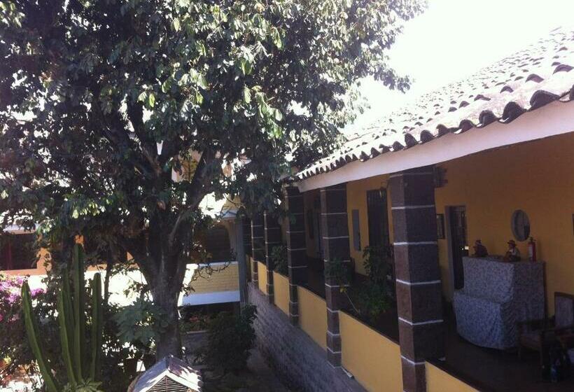 スタンダードルーム, Hostal Tres Máscaras