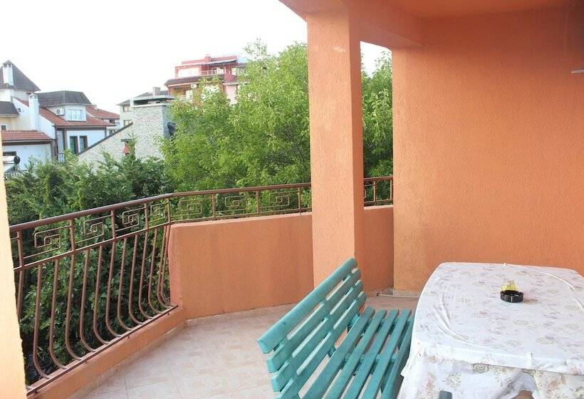 Люкс Повышенной Комфортности, Dream House