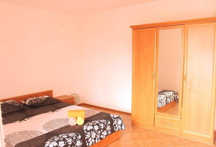 Люкс Повышенной Комфортности, Dream House