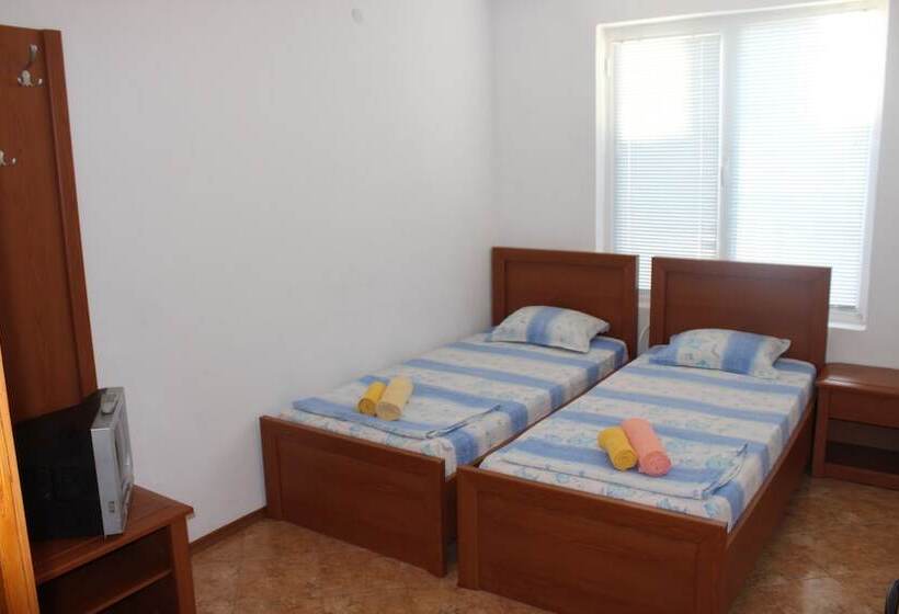 Люкс Повышенной Комфортности, Dream House