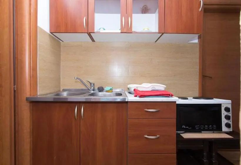 اتاق استاندارد, Guest House Zuber