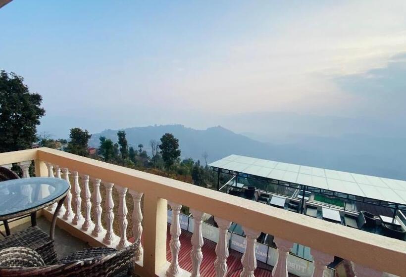 اتاق استاندارد سه نفره, Himalayan Sunrise