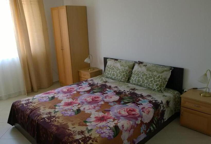 스탠다드 룸, House Of Flowers