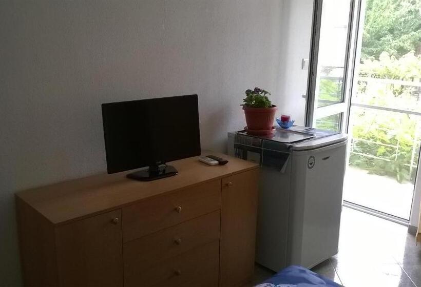 스탠다드 룸, House Of Flowers