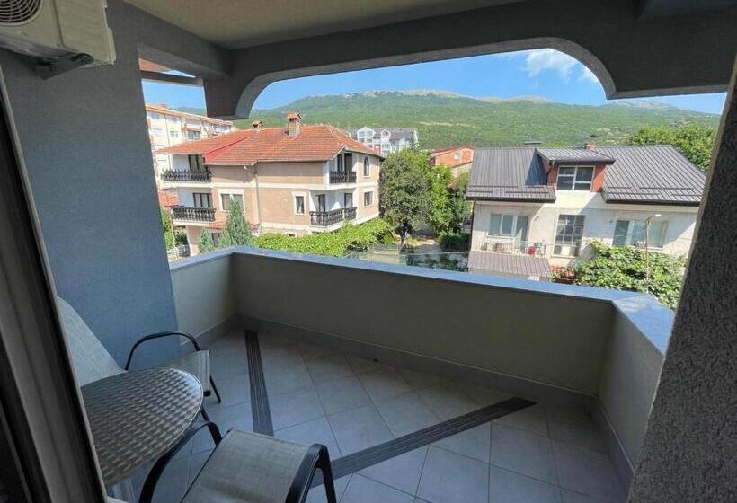 استودیو استاندارد با بالکن, Villa Emilija