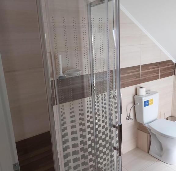 スタンダードルーム, Tímár Panzió