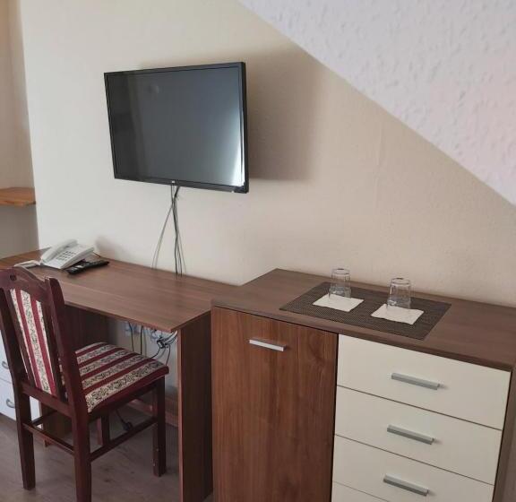 スタンダードルーム, Tímár Panzió