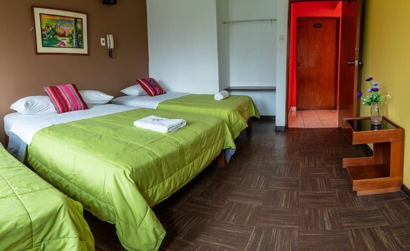 스탠다드 트리플 룸, Tupac Lima Airport