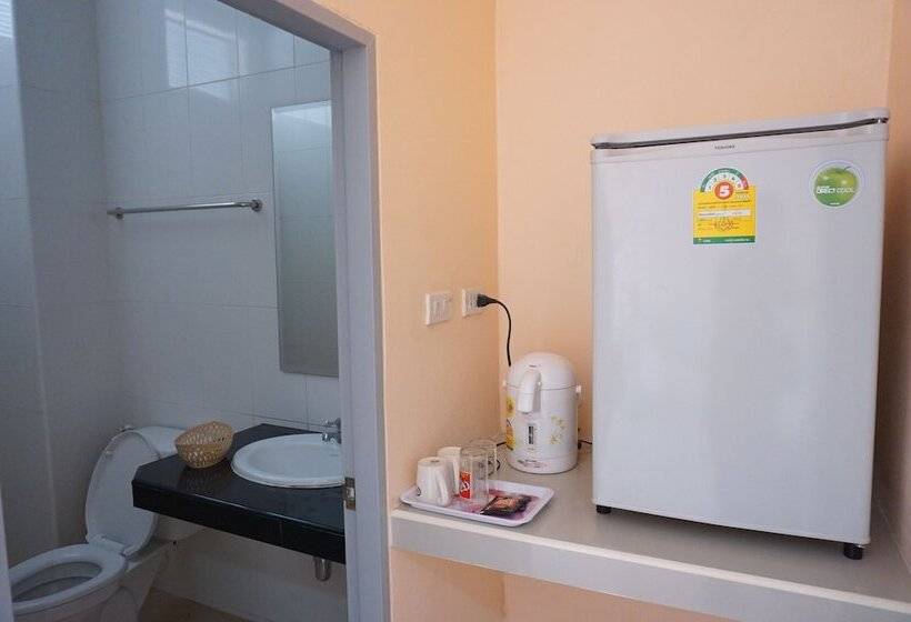 غرفة قياسية, Jirasin Hotel & Apartment