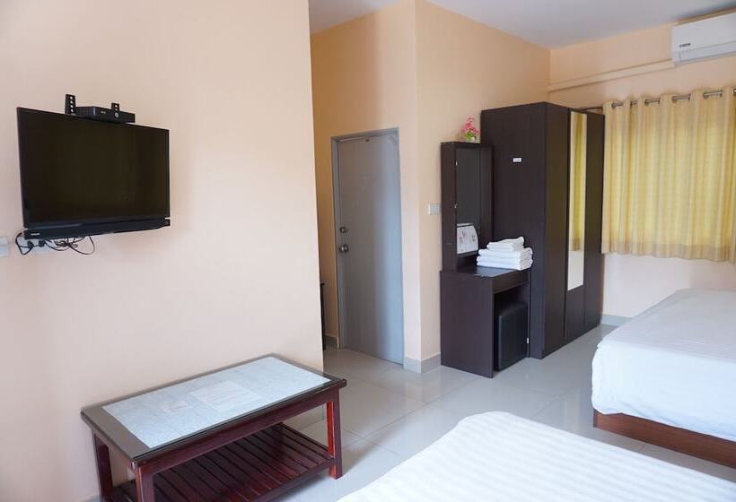 غرفة قياسية ثلاثية, Jirasin Hotel & Apartment