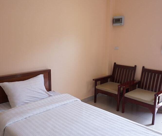 غرفة قياسية ثلاثية, Jirasin Hotel & Apartment